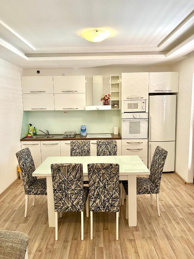 Apartments Family تيفات المظهر الخارجي الصورة