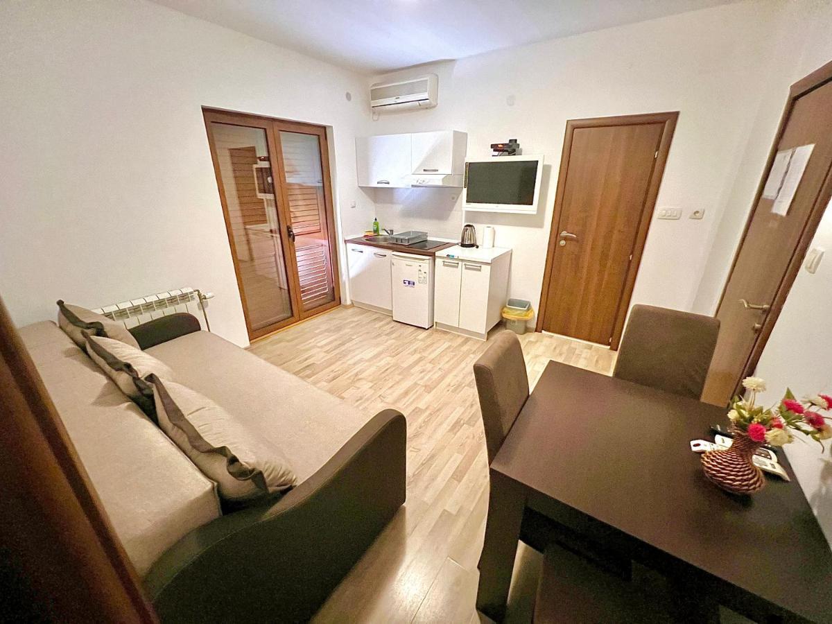 Apartments Family تيفات المظهر الخارجي الصورة