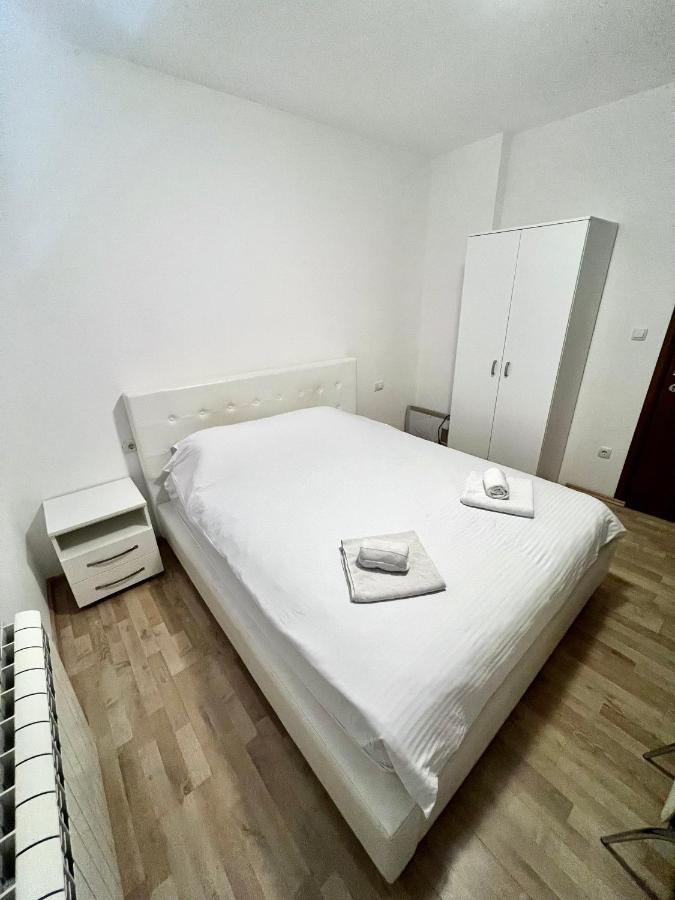 Apartments Family تيفات المظهر الخارجي الصورة