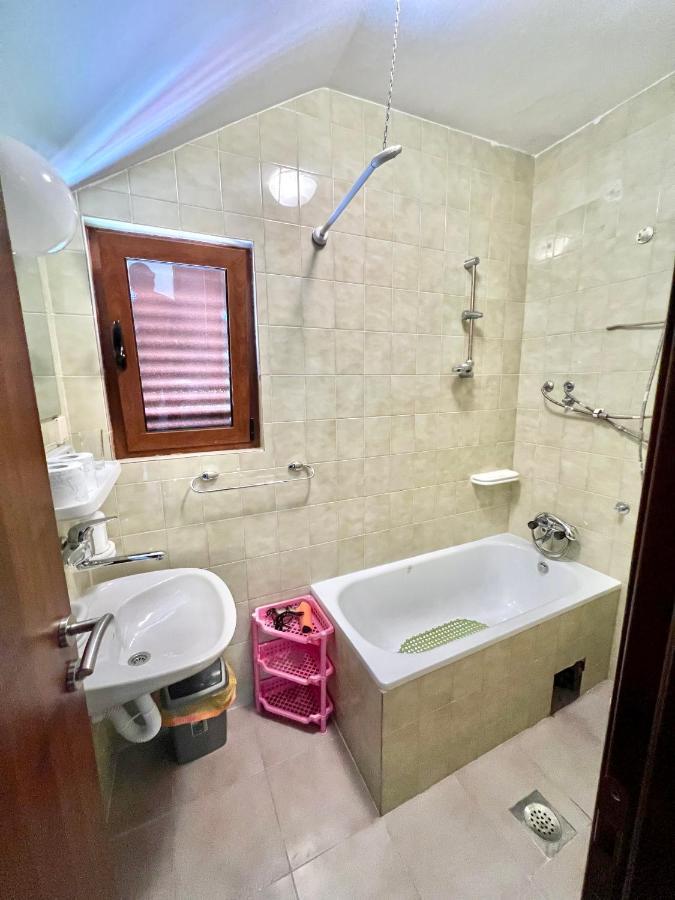 Apartments Family تيفات المظهر الخارجي الصورة
